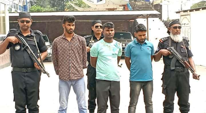 Arrested suspects being escorted by RAB in Cox's Bazar