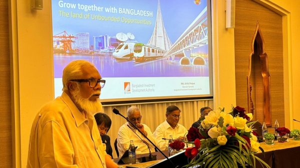 Salman F Rahman etailed the attractive incentives available to foreign investors in Bangladesh.